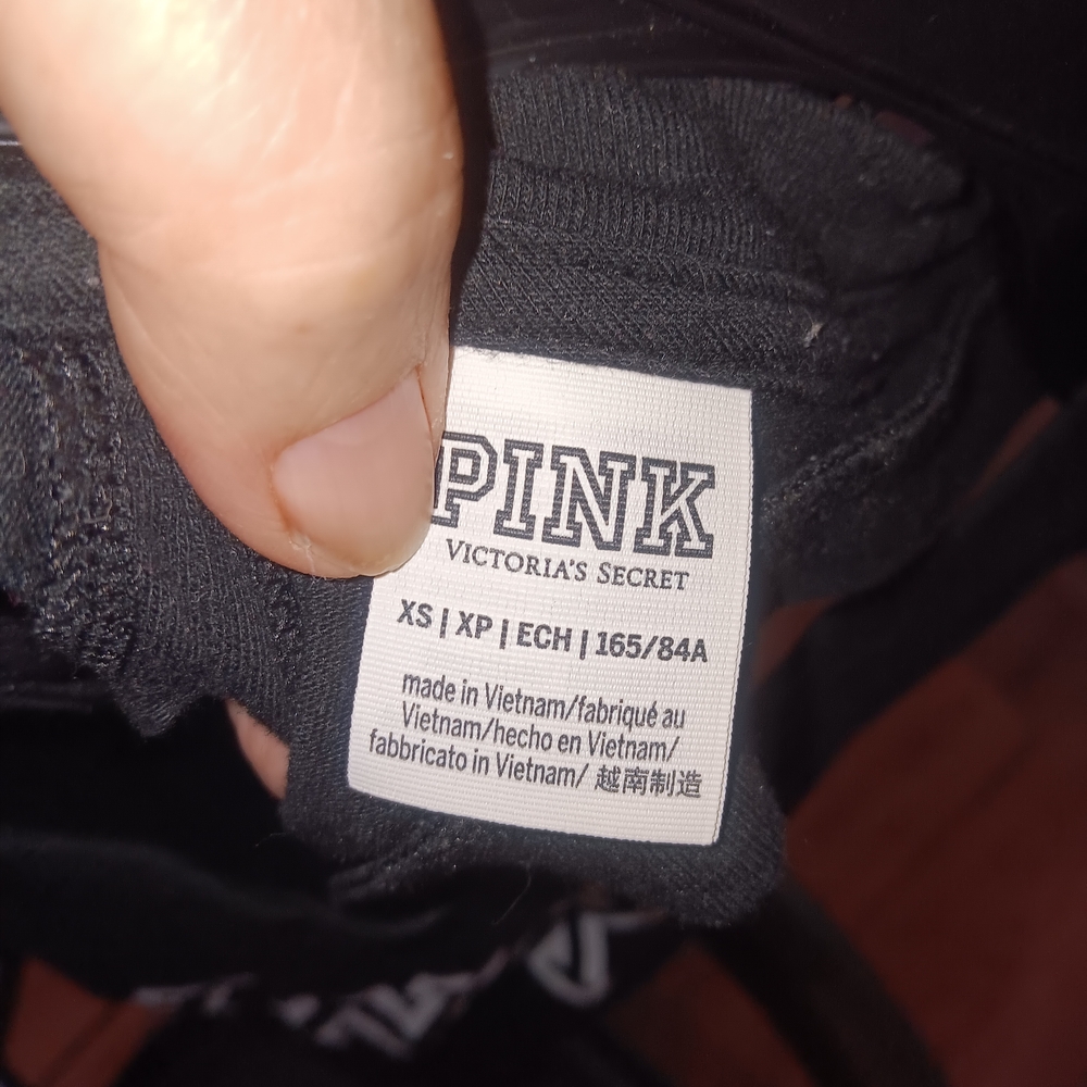 Womens Size Xsmall, PINK Victoria's Secret Black Tank Top - Picture 3 of 3
